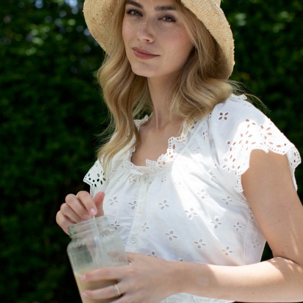 NWT Marea by Liz Joy Erin Eyelet Top White - Size Medium